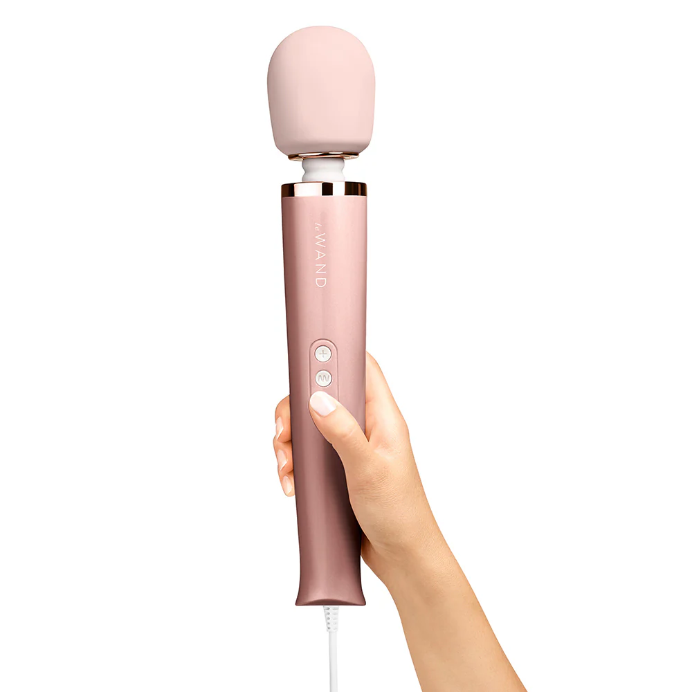 Le Wand Plug-In Vibrating Wand Massager - Image 5