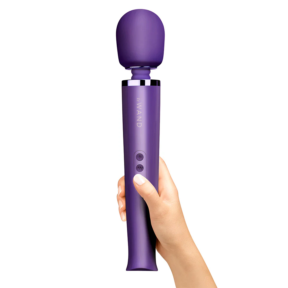 Le Wand Rechargeable Vibrating Wand Massager - Image 10
