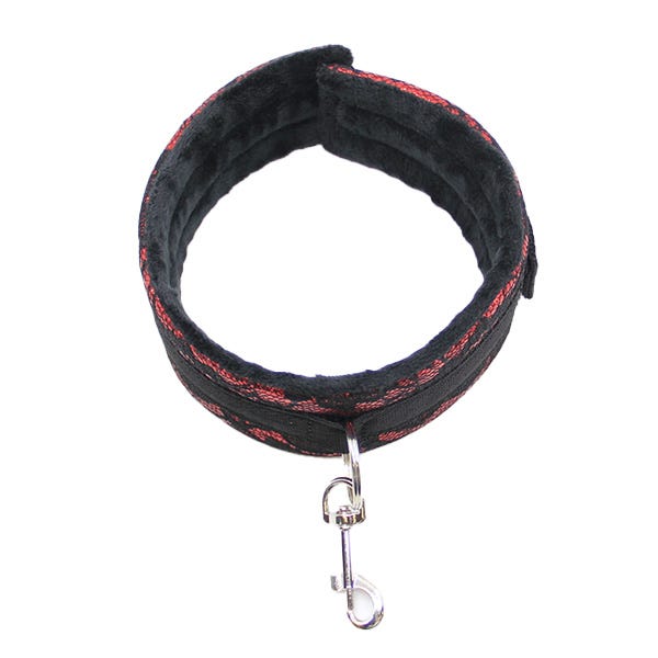 Love In Leather Satin Collar and Lead Set - Image 4